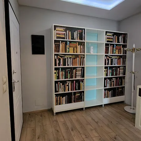 招待所 Kalpazo Stadiumi 地拉那