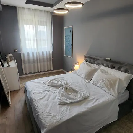 招待所 Kalpazo Stadiumi 地拉那