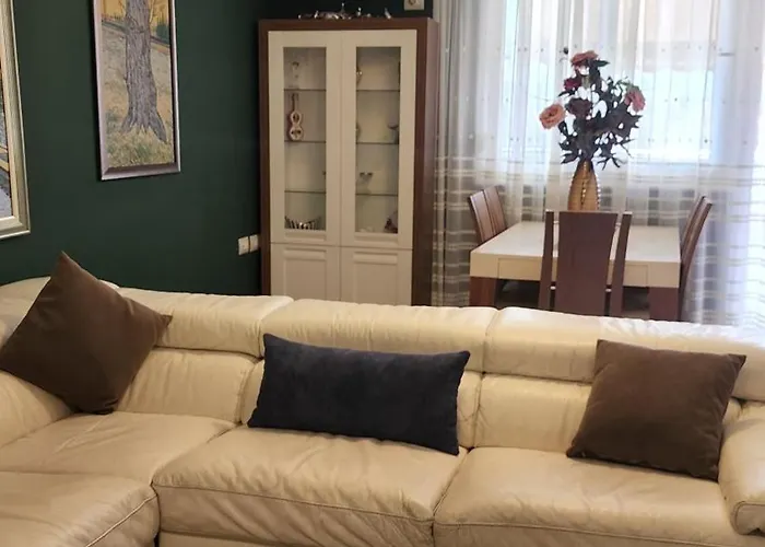 Kalpazo Stadiumi Pensión