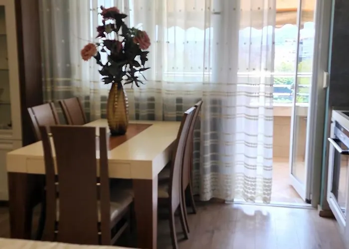 Kalpazo Stadiumi Pensión